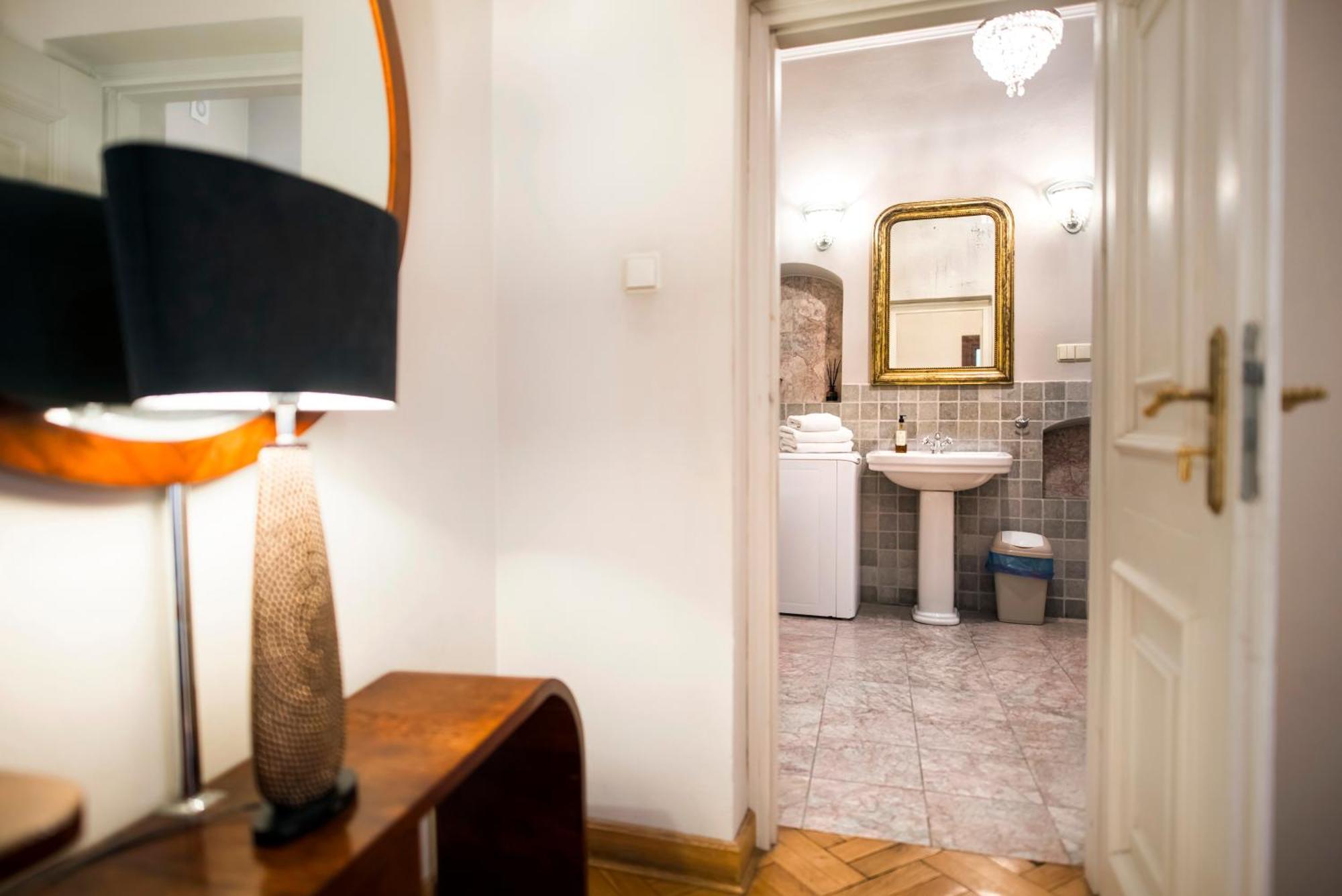 Apartamenty Kamienica Muzykow Old Town 루블린 외부 사진